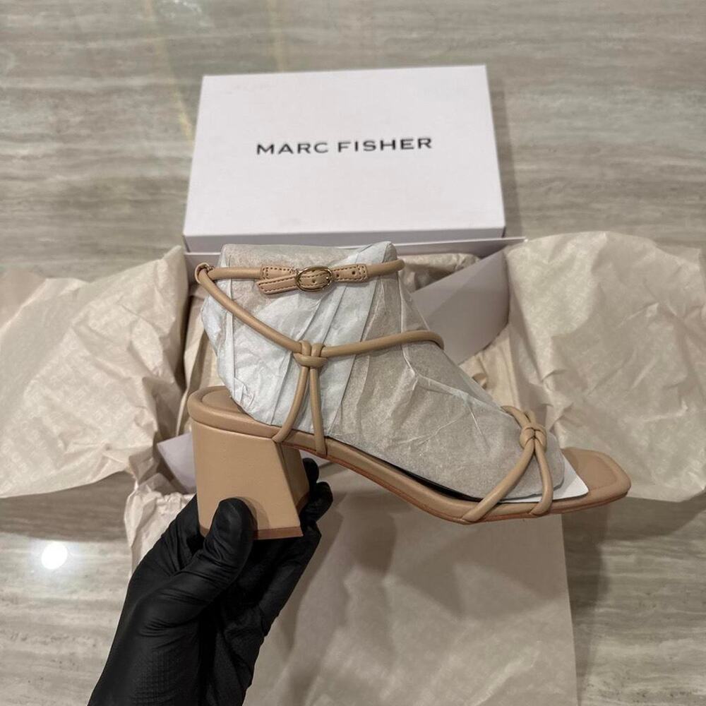 Marc fisher gurion block heel